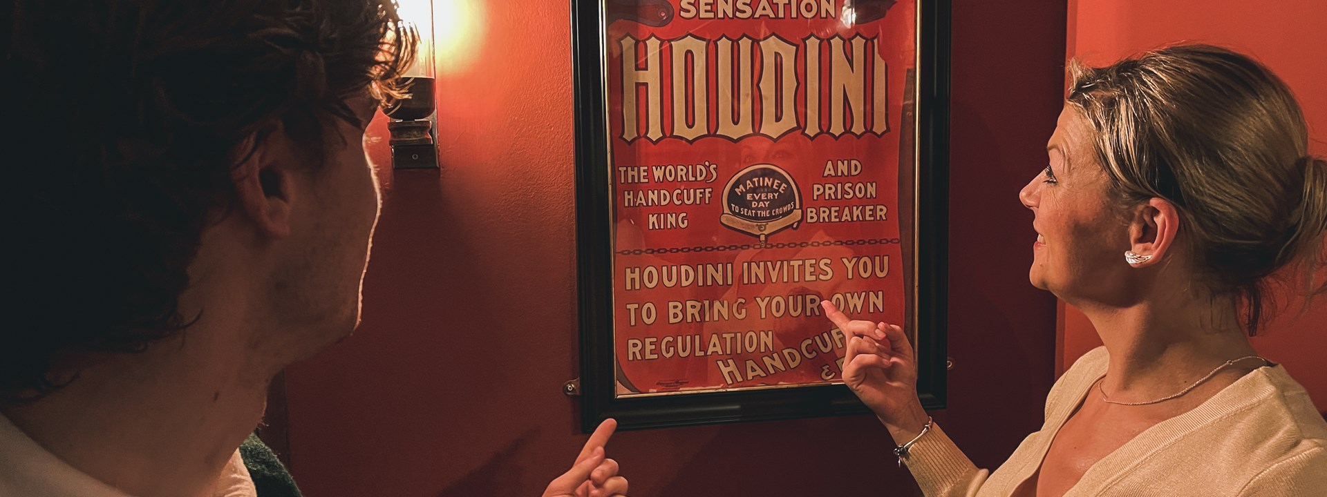 Houdini's Last Secret Team Image 2