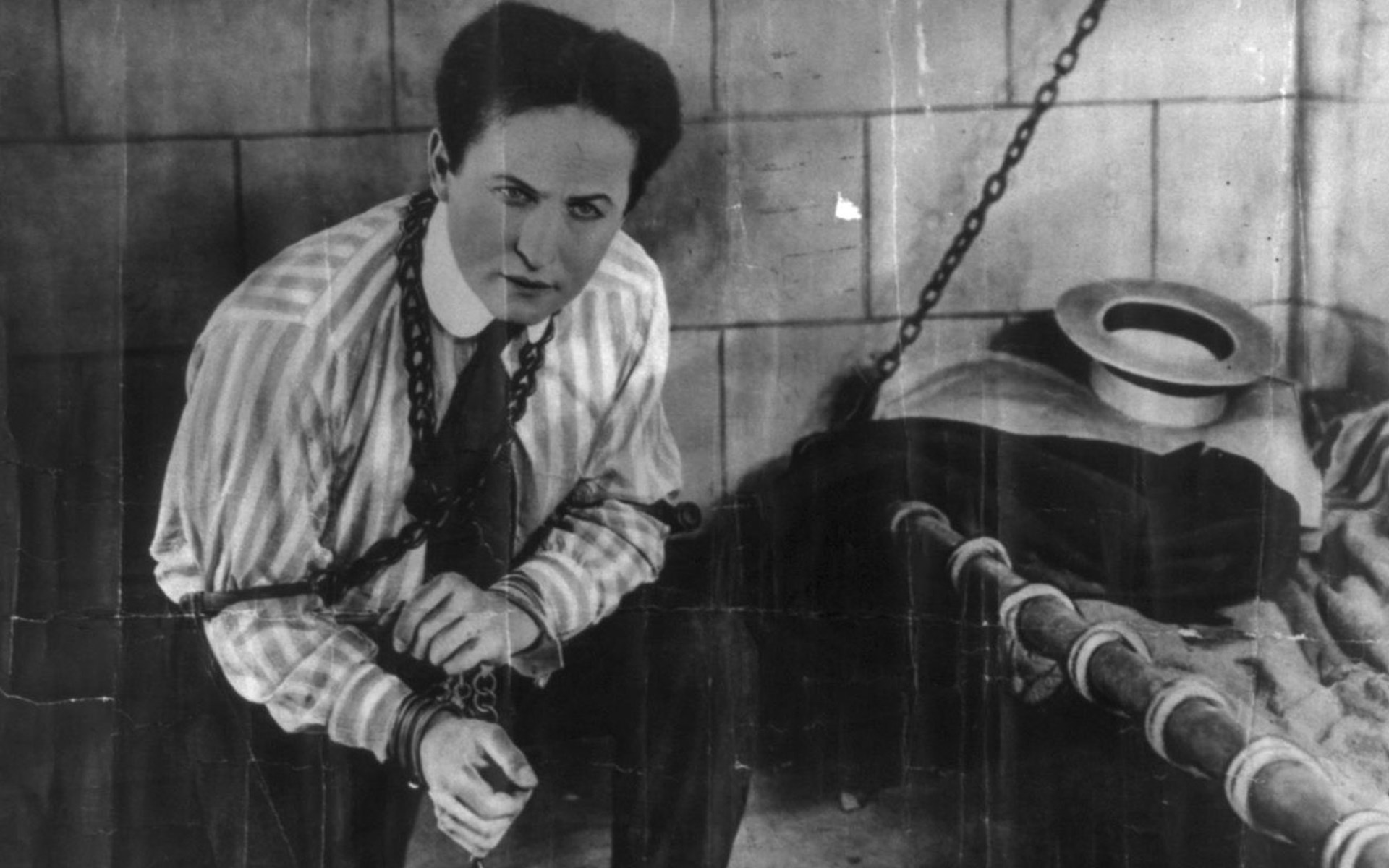 Houdini's Last Secret - Escape Room Harry Houdini Image