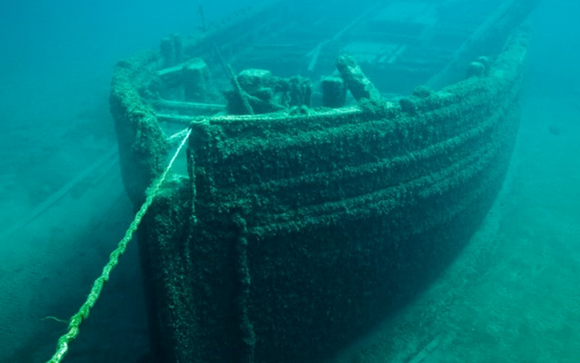 Escape From R.M.S. Titanic Sunken Ship Image
